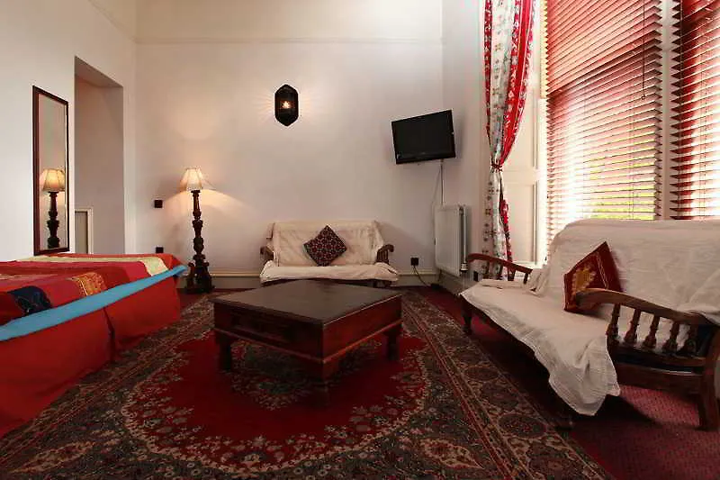 Iholiday Hotel Edinburgh Bed & Breakfast